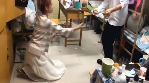 宿舍游戏说话,青春回忆里的欢乐时光(图2) 宿舍游戏说话,青春回忆里的欢乐时光(图2)