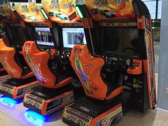 重庆买游戏机,重庆玩家热捧游戏机热潮(图2) 重庆买游戏机,重庆玩家热捧游戏机热潮(图2)