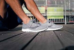 鞋子跑步游戏,探索鞋子跑步游戏的无限魅力(图1) 鞋子跑步游戏,探索鞋子跑步游戏的无限魅力(图1)